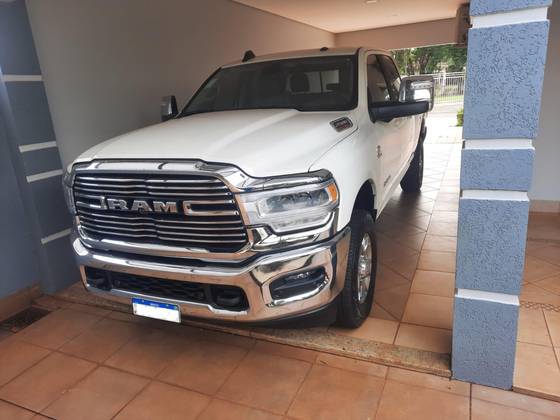 RAM 2500 6.7 I6 TURBO DIESEL LARAMIE CD 4X4 AUTOMÁTICO RAM 2500 6.7 I6 TURBO DIESEL LARAMIE CD 4X4 AUTOMÁTICO